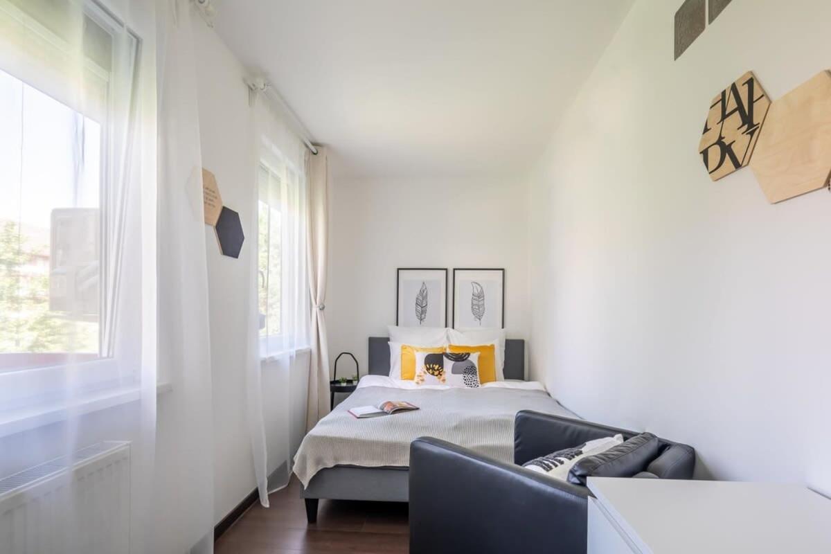 Appartamento Sunny Balcony - Cute And Cozy Budapest Esterno foto