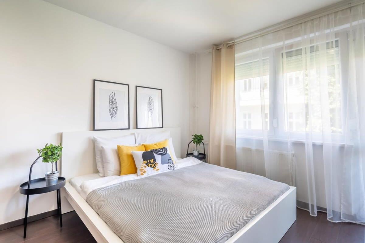 Appartamento Sunny Balcony - Cute And Cozy Budapest Esterno foto